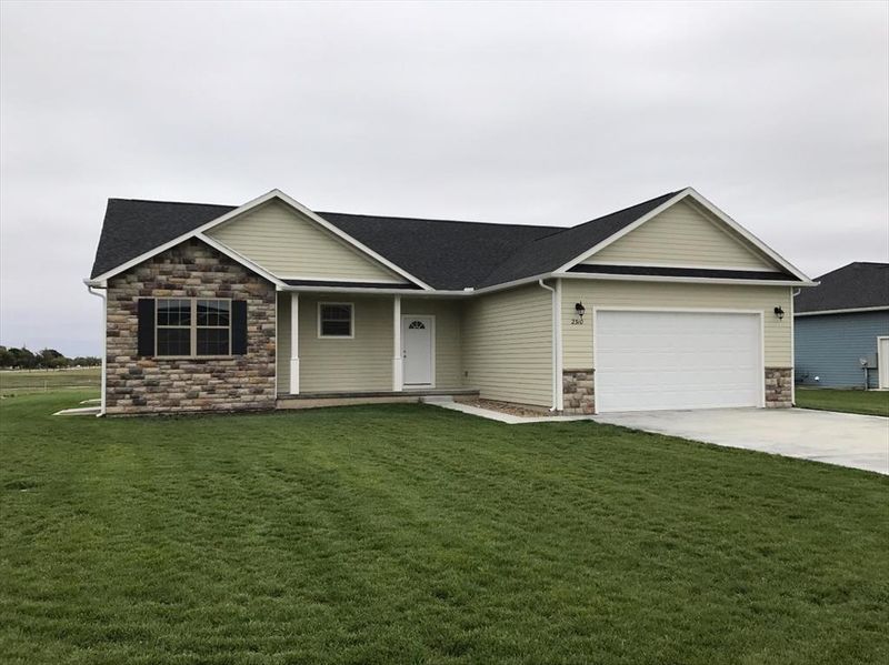 2310 Prairie Rose, Great Bend, KS 67530