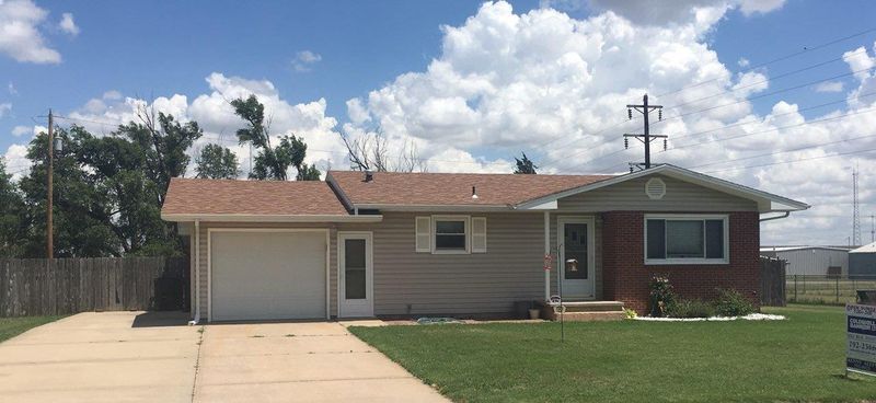1100 Parrish Rd, Great Bend, KS 67530