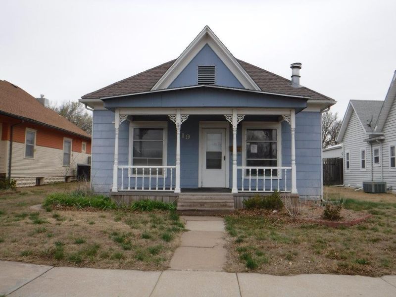 519 N Pine, Pratt, KS 67124