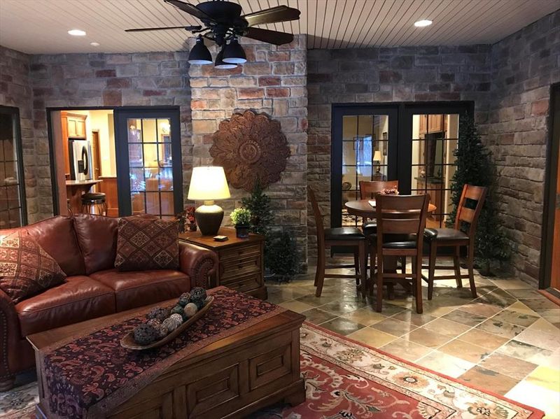 176 20 Rd, Great Bend, KS 67530
