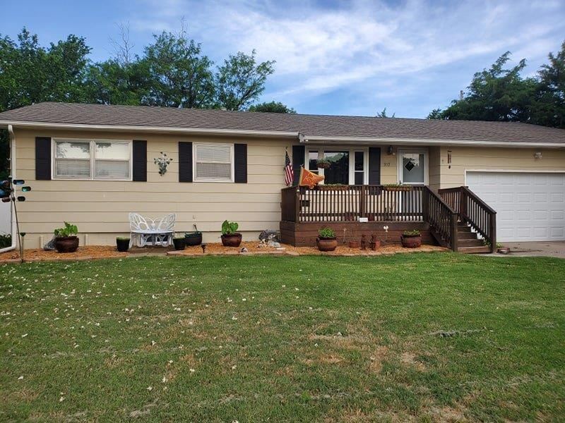 317 1st, Olmitz, KS 67564
