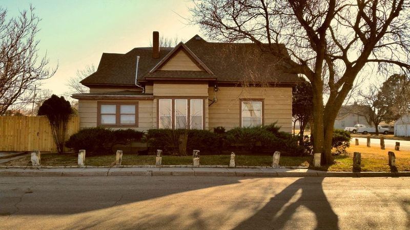 520 3rd St, Claflin, KS 67525