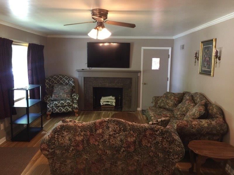 2215 Jackson St, Great Bend, KS 67530