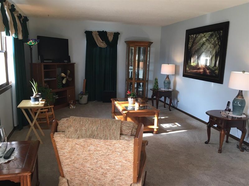 308 W Park St, Claflin, KS 67525