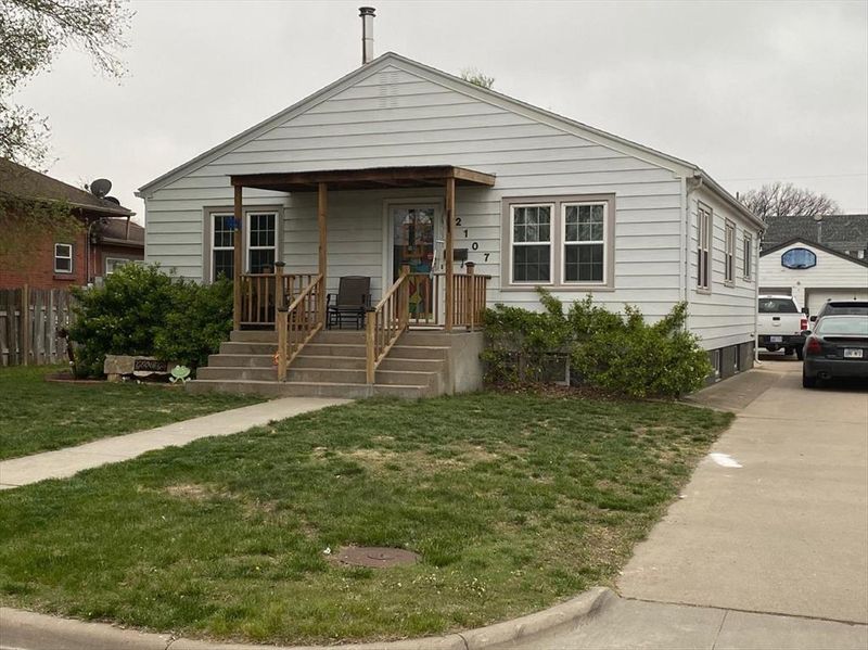 2107 Madison St, Great Bend, KS 67530