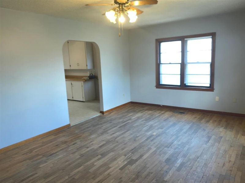 2015 Monroe, Great Bend, KS 67530