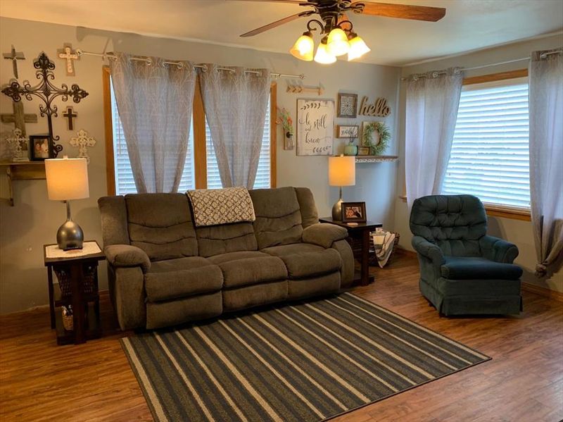 1615 Stone St, Great Bend, KS 67530