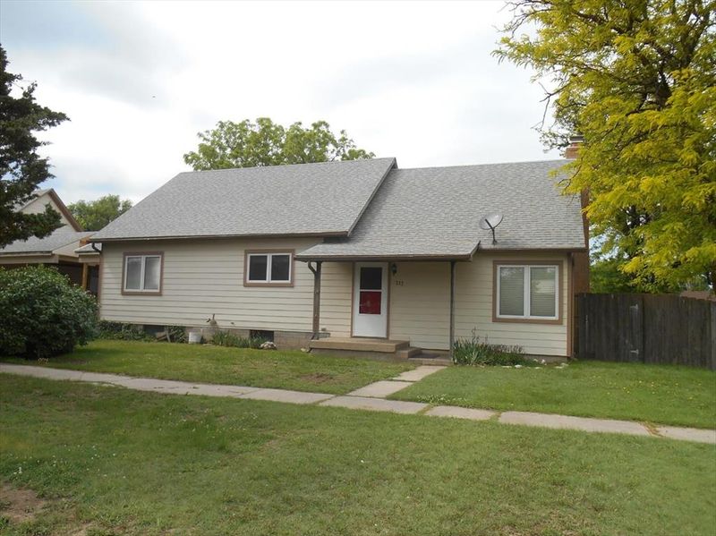 217 E Laura St, Otis, KS 67565