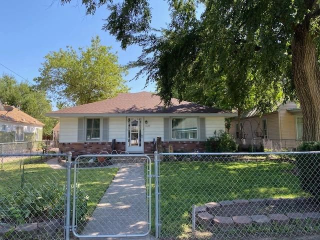 1427 12th St, Great Bend, KS 67530
