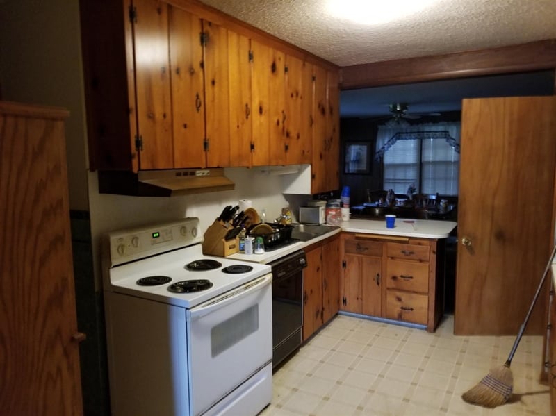 608 S Main St, Bushton, KS 67427