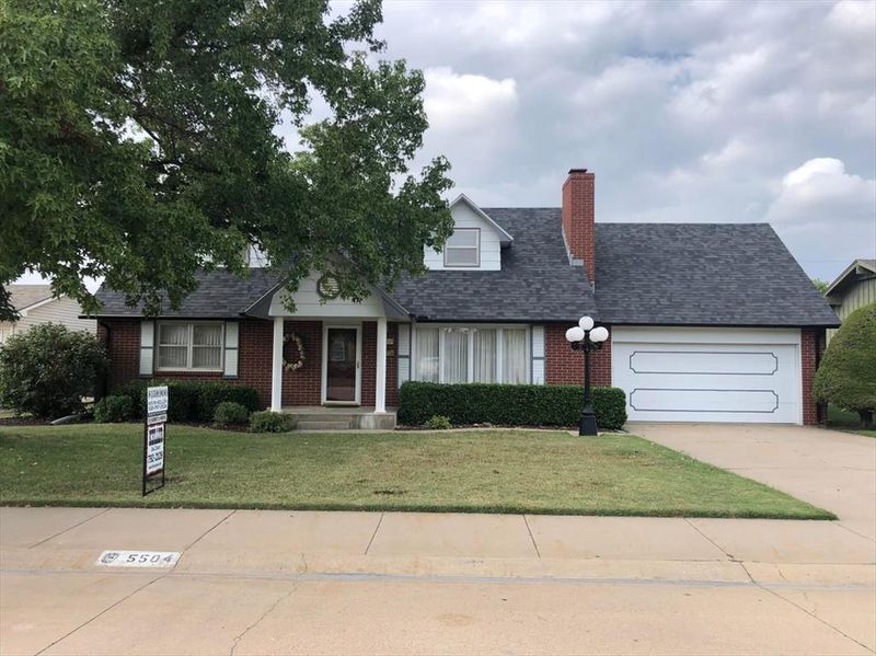 5504 Comanche Rd, Great Bend, KS 67530