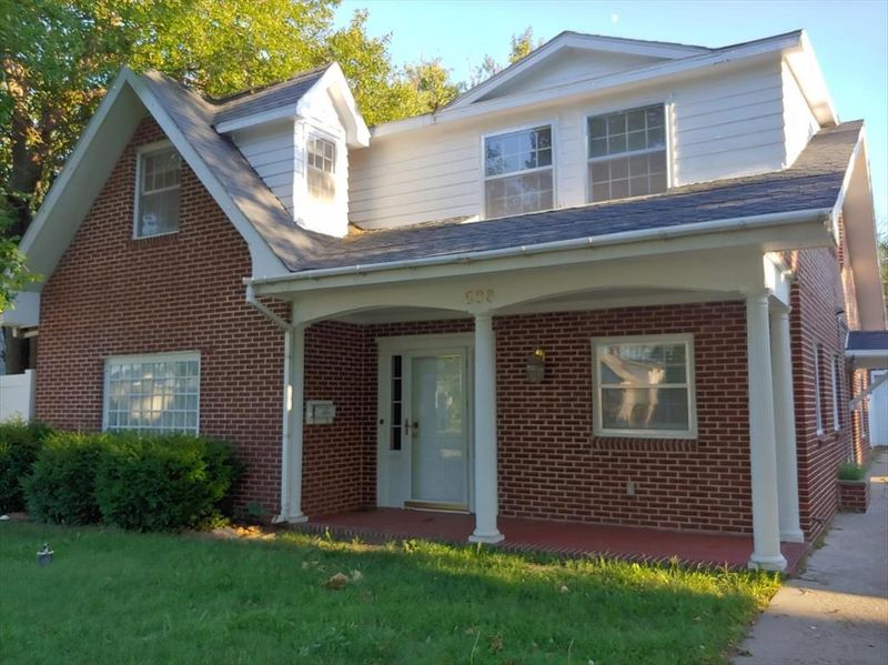 528 E 2nd St, Russell, KS 67665