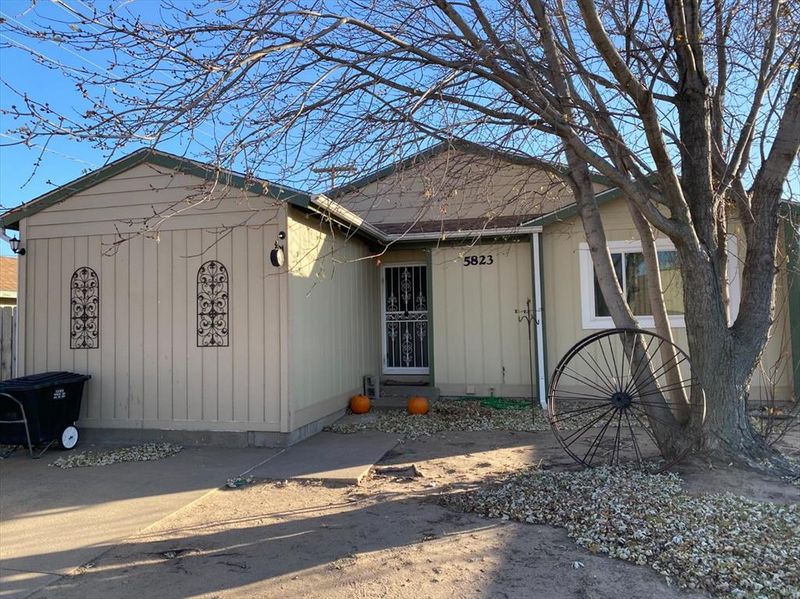 5823 Eisenhower Ave, Great Bend, KS 67530