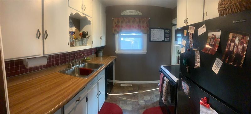 2539 20th St, Great Bend, KS 67530
