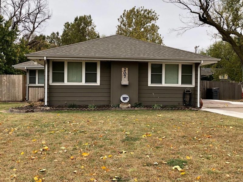 207 W 5th, Ellinwood, KS 67526