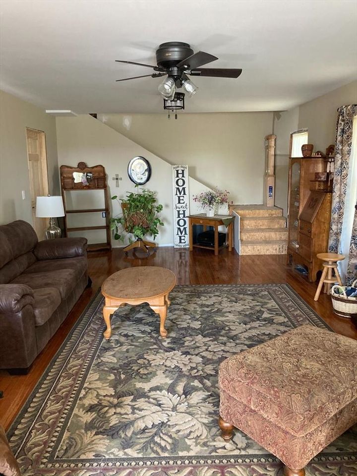 1423 400, Albert, KS 67511