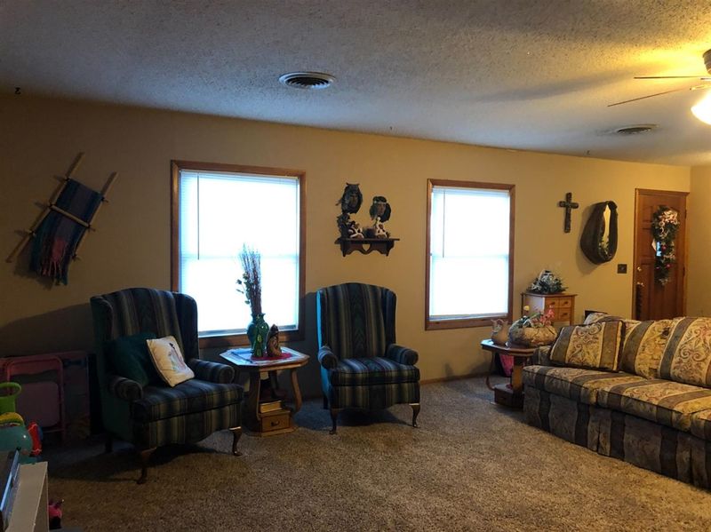 227 SE 20 Ave, Great Bend, KS 67530