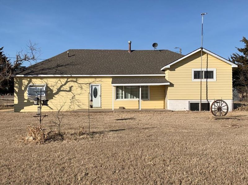 604 SW 20 Rd, Great Bend, KS 67530