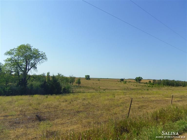 2790 E Deer, Beverly, KS 67423-9122