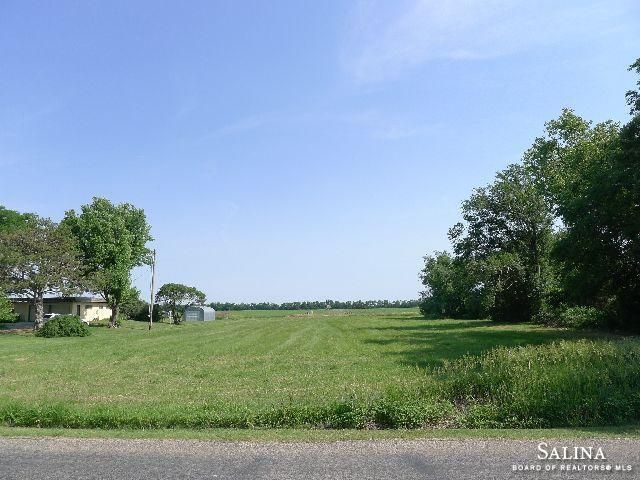 0 W 1st St, Assaria, KS 67416