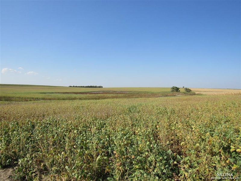 0 L Rd, Beloit, KS 67420