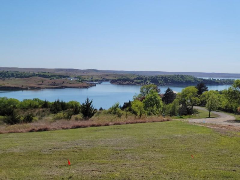 31 Lakeside Pt, Wilson, KS 67481