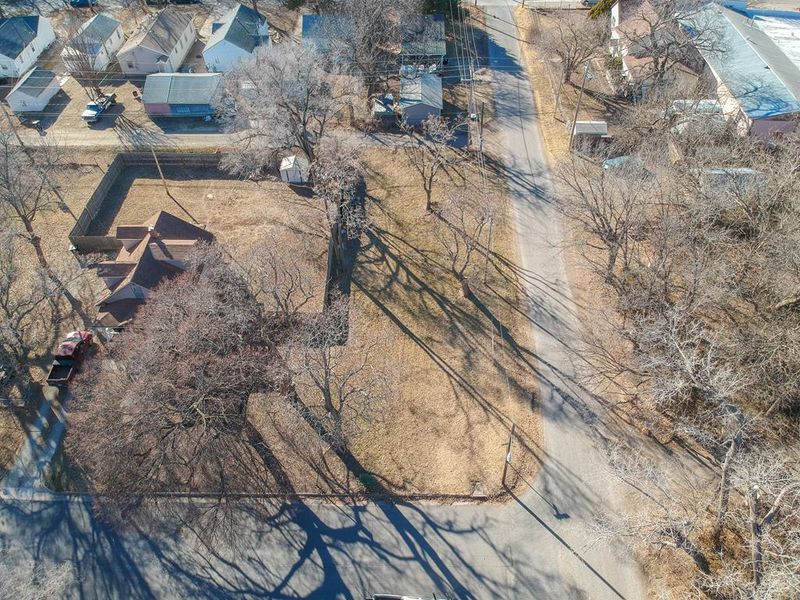 1333 N 4th, Salina, KS 67401