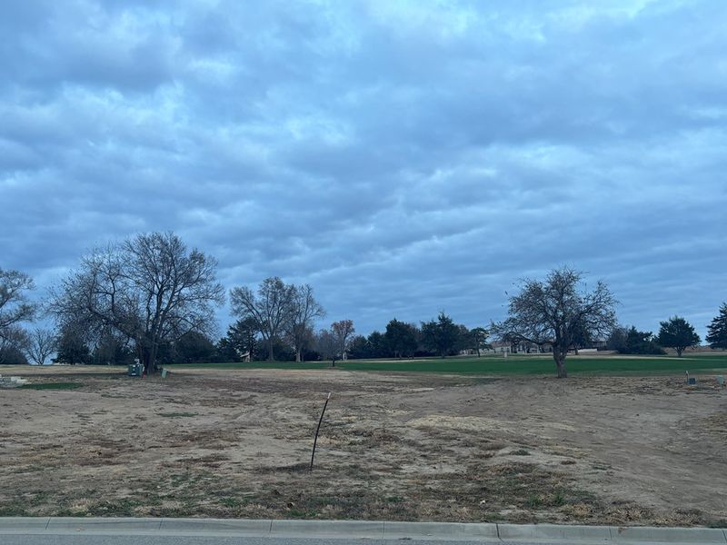 1315 Bentgrass, Salina, KS 64701