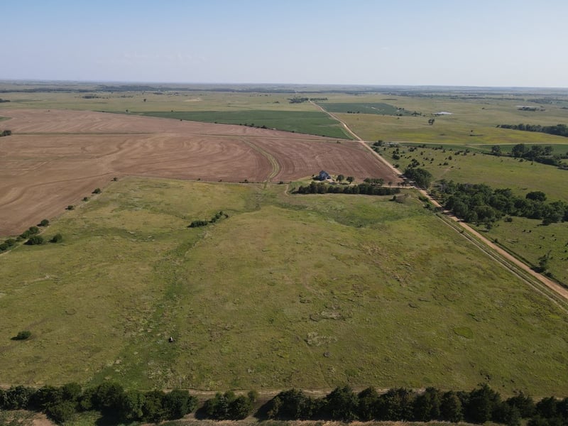 00000 N Eff Creek Rd, Tescott, KS 67484