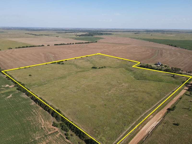 00000 N Eff Creek Rd, Tescott, KS 67484