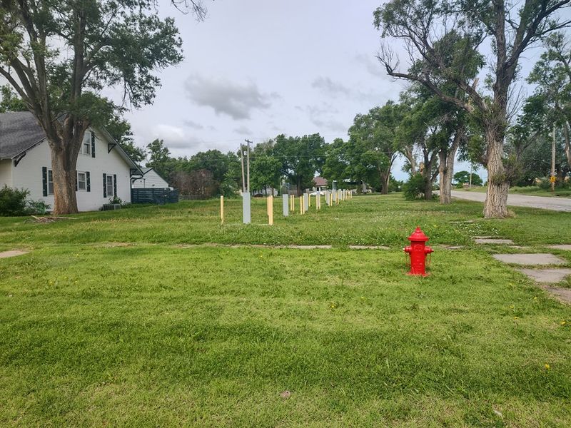 320 N Main, Luray, KS 67649
