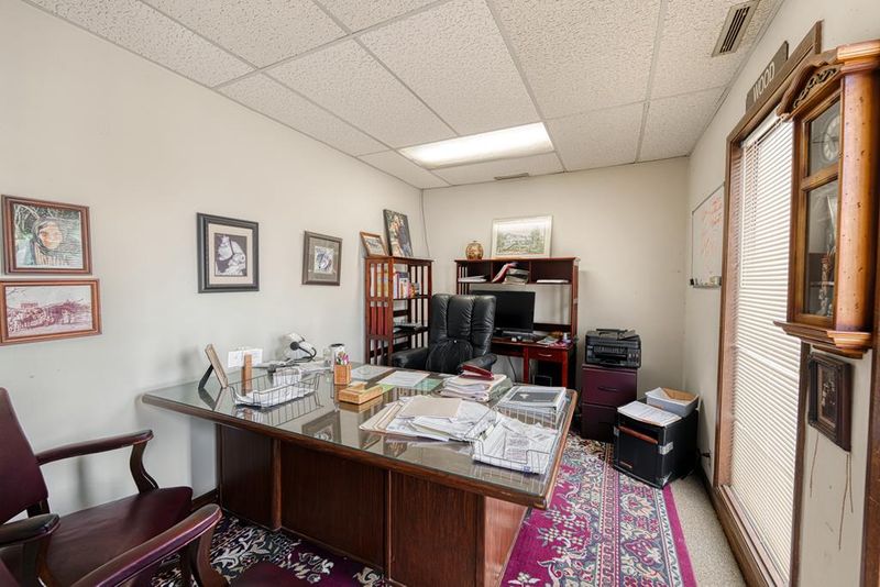 1112 Albert Ave, Salina, KS 67401