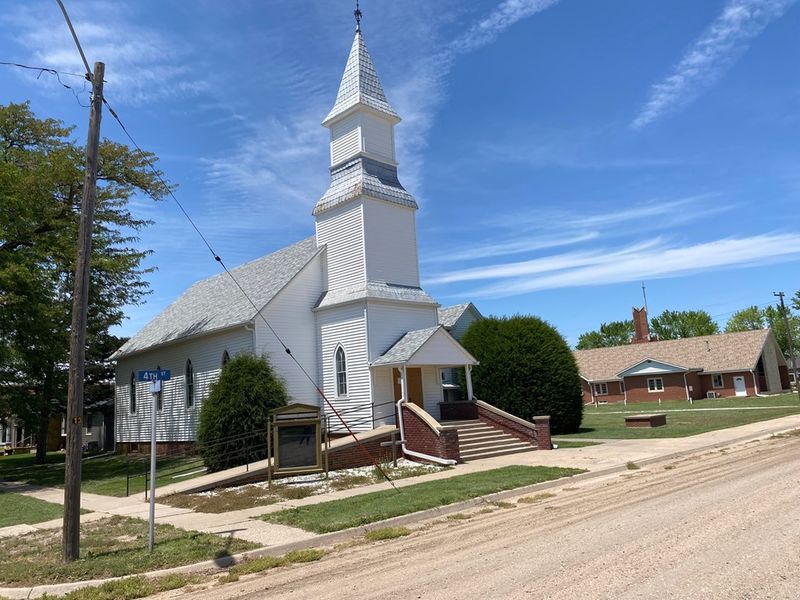 104 N 4th St, Otis, KS 67565