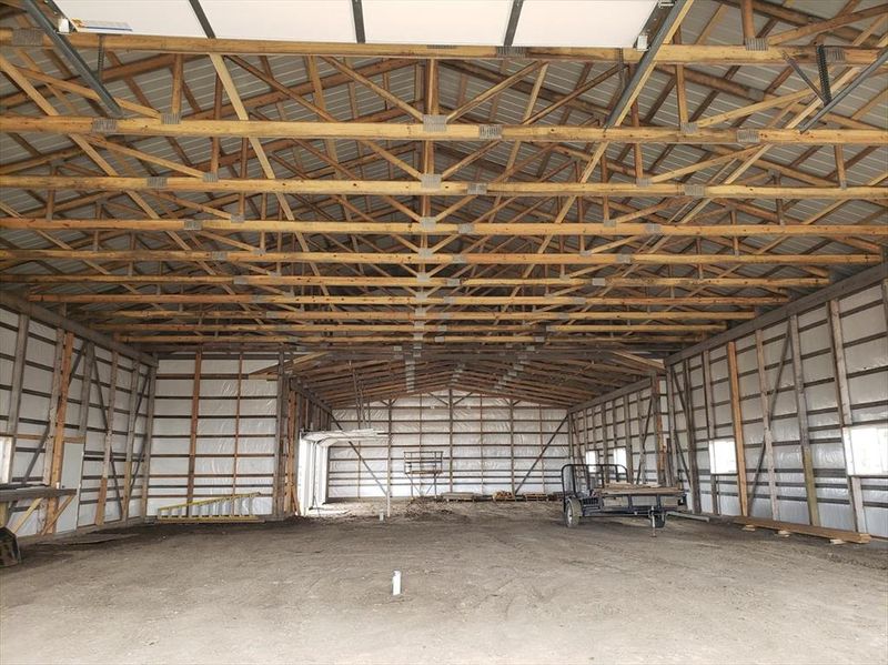 733 S Front St, Russell, KS 67665