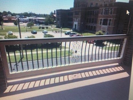 240 S 8th, Salina, KS 67401