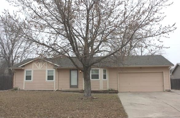 406 E Pecan Ln, Derby, KS 67037