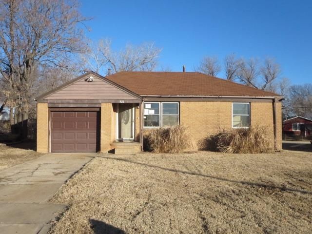 521 S Barlow St, Wichita, KS 67207