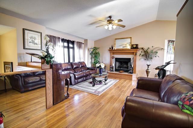 1003 W Sumac, Andover, KS 67002-8128
