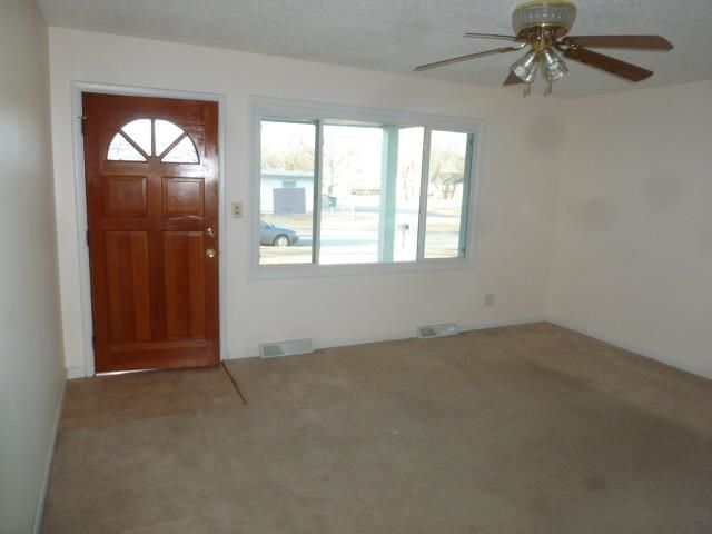 123 E Ohio St, Derby, KS 67037