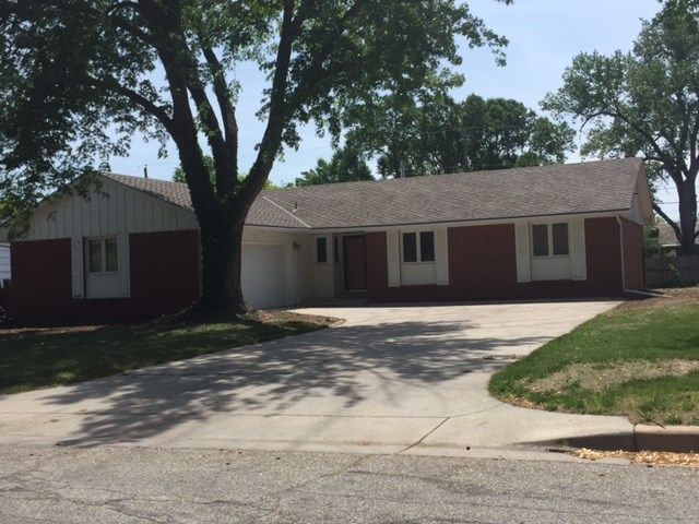 6505 E Abbotsford Dr, Wichita, KS 67206