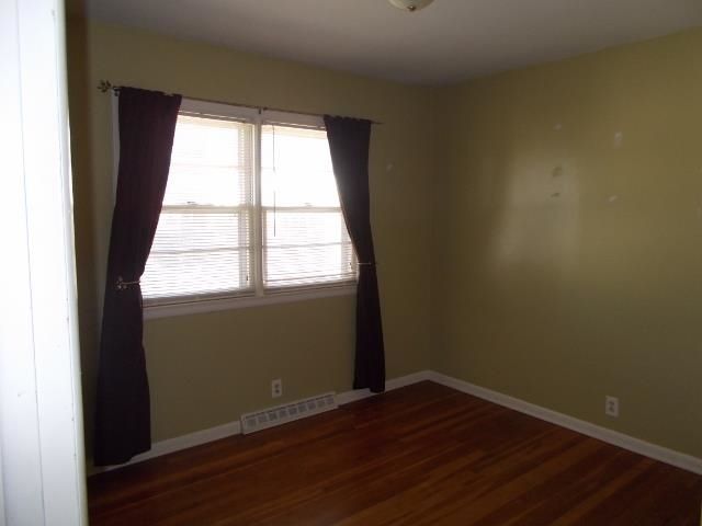 1809 Cherry St, Winfield, KS 67156