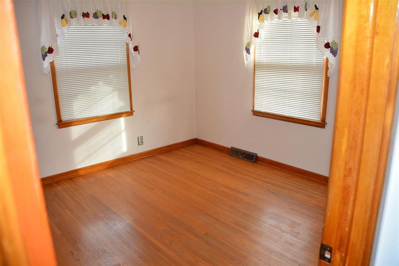 1401 E Del Mar St, Wichita, KS 67216