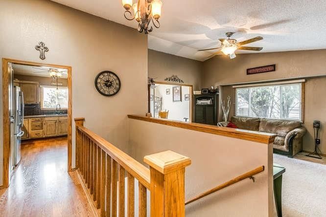 1713 Cresthill Rd, Derby, KS 67037