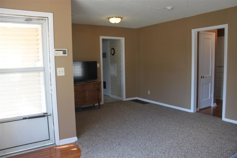 2444 E Menlo St, Wichita, KS 67211