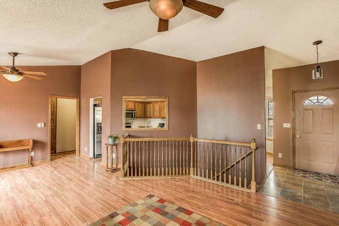 1836 N Lakeside Dr, Andover, KS 67002