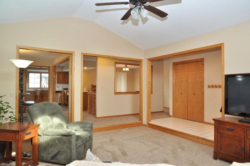 128 Elm Ct, Andover, KS 67002