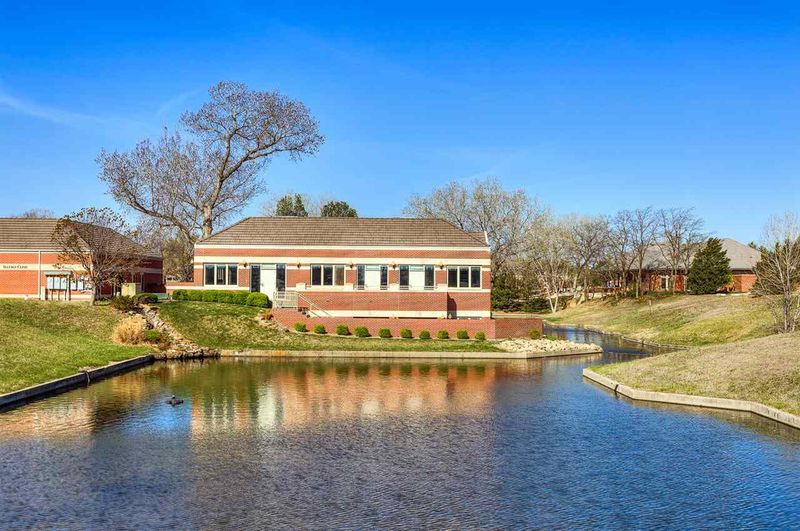 9370 E Central Ave, Wichita, KS 67206