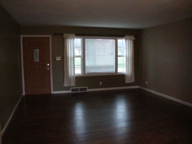 1411 Saint John St, Wichita, KS 67211