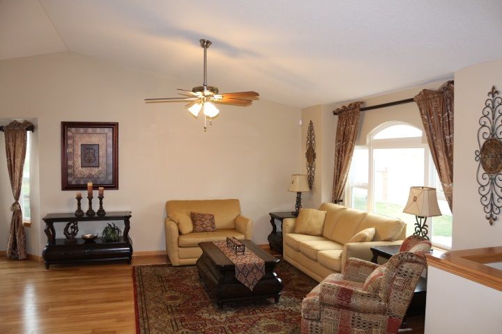 1807 N Black Locust Ct, Andover, KS 67002