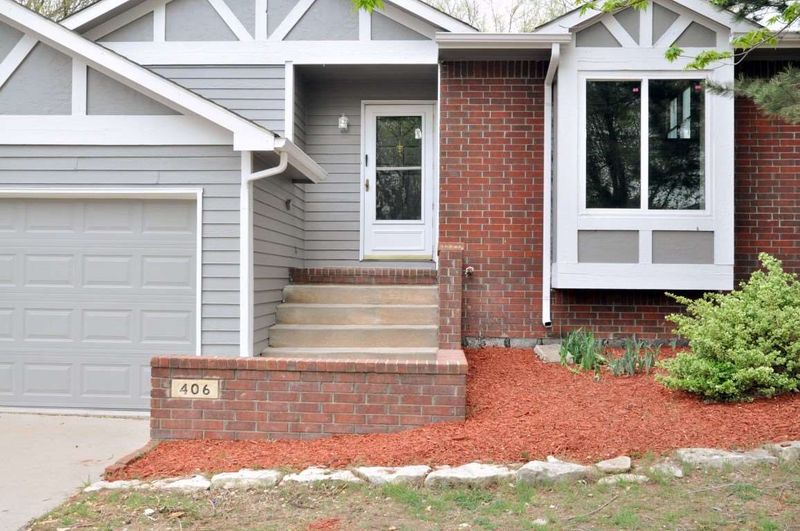 406 W White Tail St, Derby, KS 67037